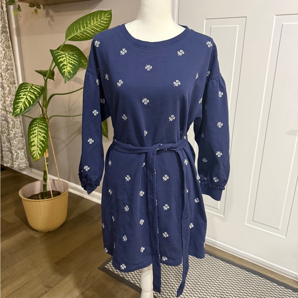 Draper James Navy Sweatshirt Dress with White Embroidered Flowers size L